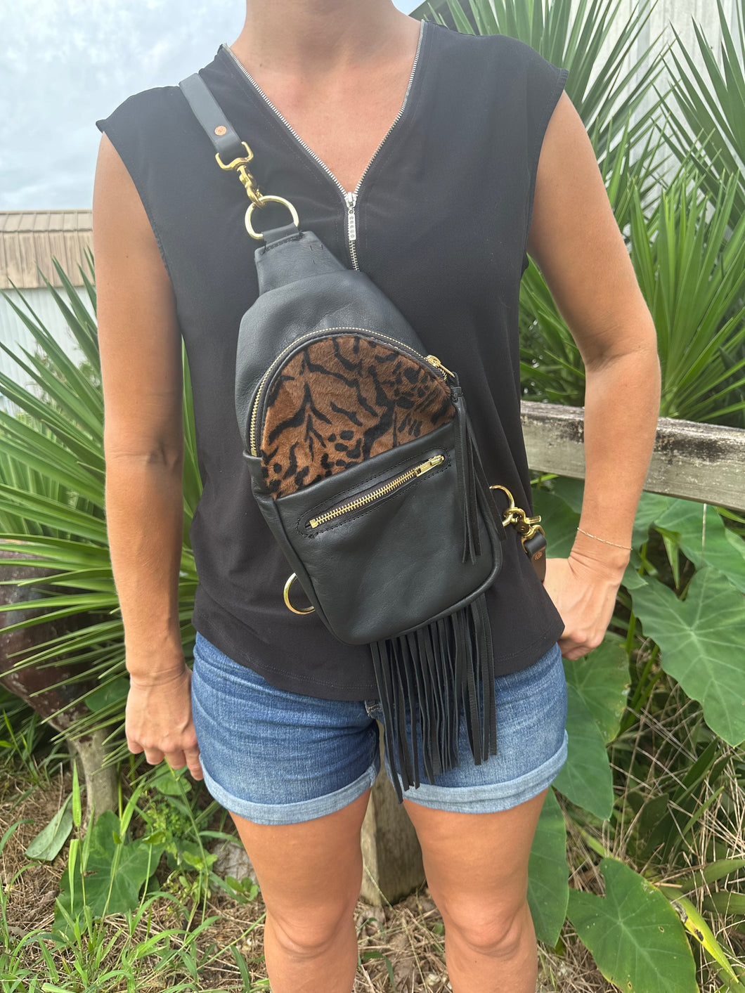 Black leather and cheetah cowhide  small sling bag