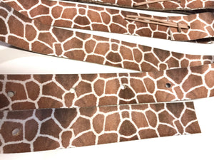 Giraffe cinch strap set
